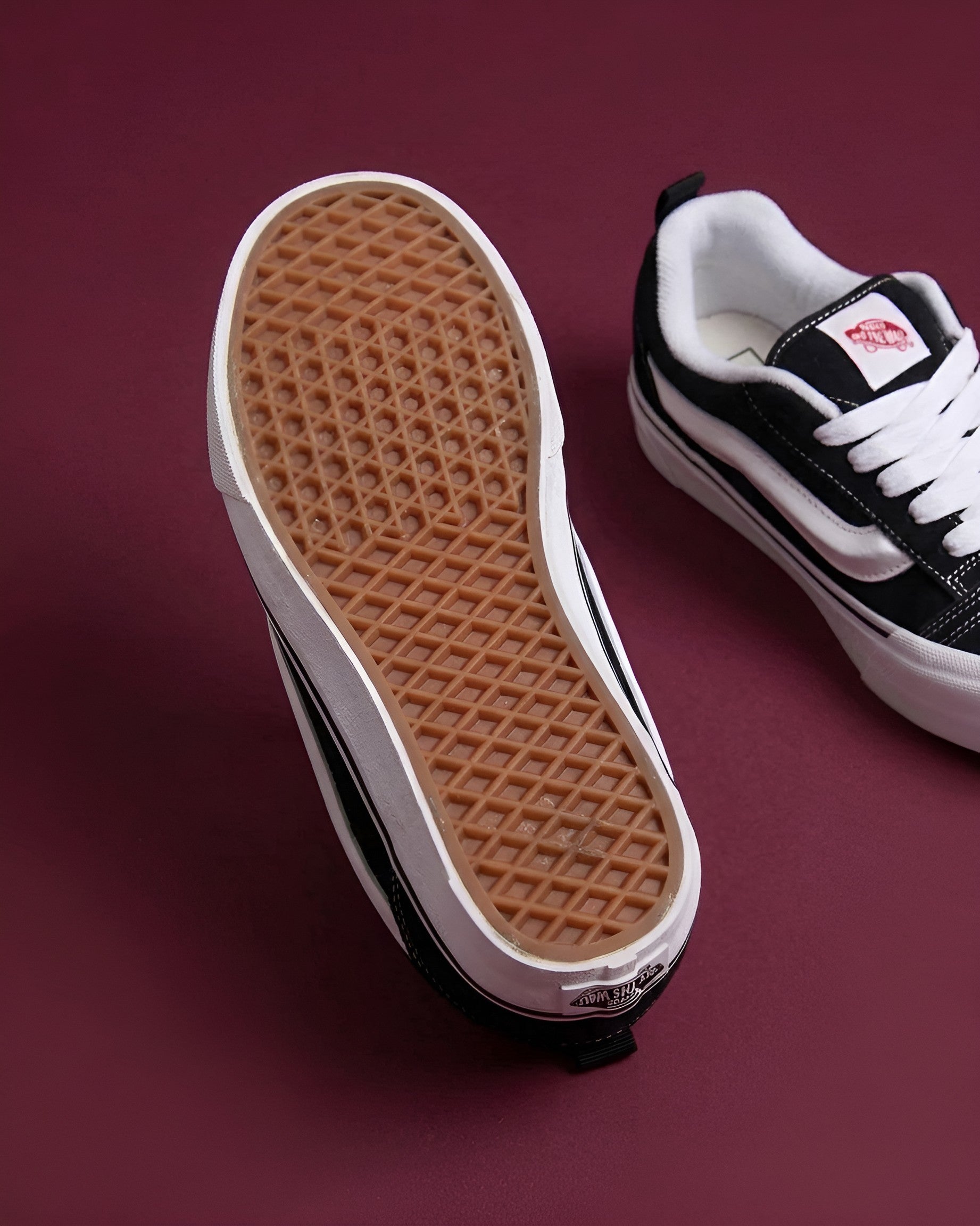VANS KNU SKOOL